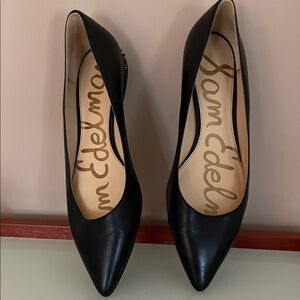 Sam Edelman Black Pointed Toe Heels
